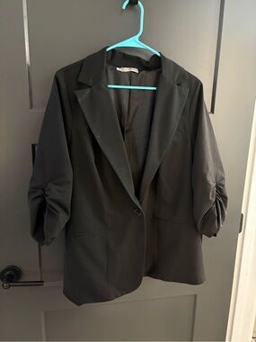Maurices Black Ruched Sleeve Blazer